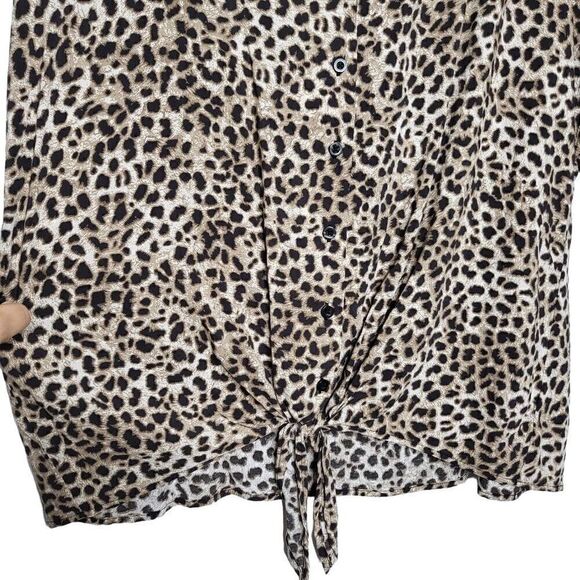 Torrid Challis Tie Front Animal Print Dolman Sleeves Top Size Large - Picture 6 of 10